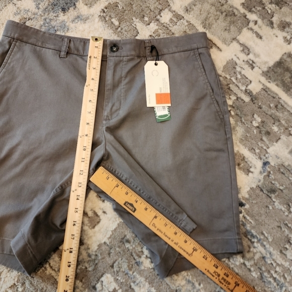 NWT Hawker Rye Stitch Fix essential wash chino short grey granite. Men's 36. - Picture 14 of 16